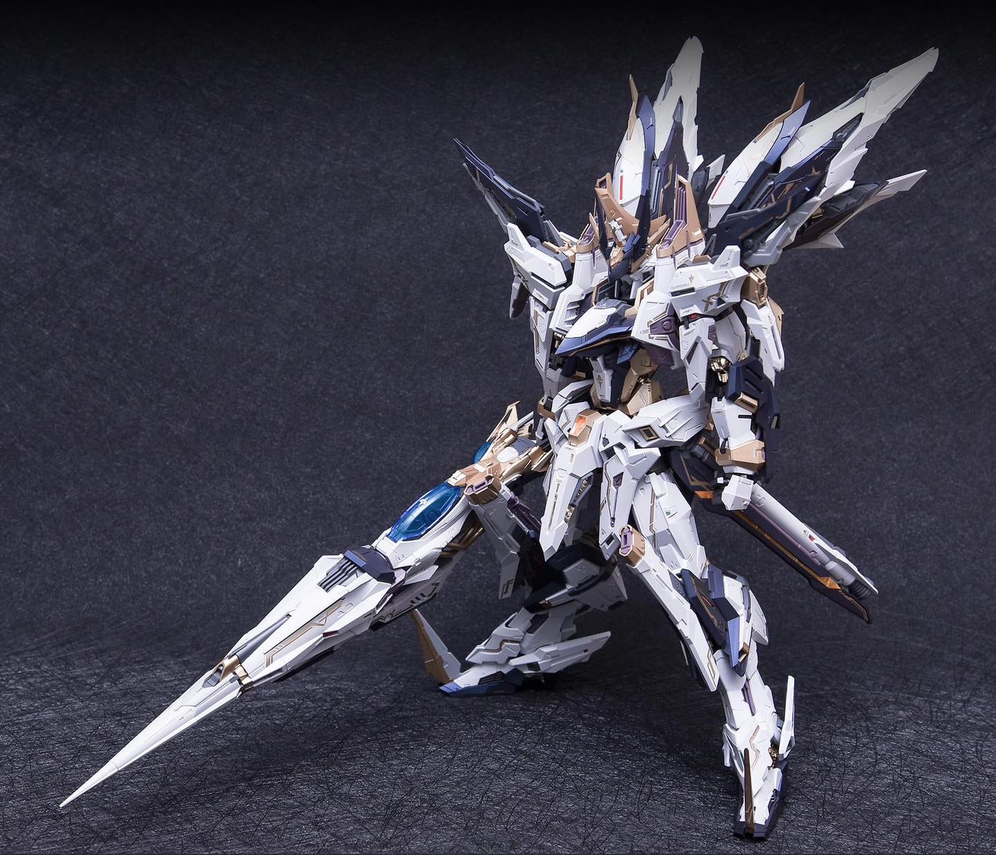 IN ERA+ X PMD 无限新星 AURORA 曙光 1/100 MODEL KIT WITH METAL FRAME PLASTIC KIT TOY TECHVRON SINGAPORE