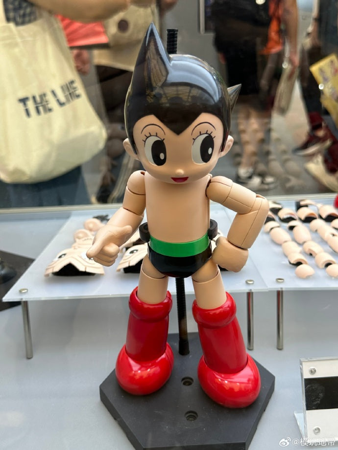 TRON MODEL ASTRO BOY SIMPLE LEVEL Plastic Model Action Figure Kit Toy and Games Techvron